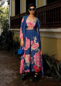 Paulmi & Harsh-Blue Blooming Big Floral Jacket And Palazzo Set-INDIASPOPUP.COM Paulmi And Harsh, Floral Print Jacket, Big Floral, 1950’s Fashion, New Saree Designs, Palazzo Set, Diy Fashion Clothing, Indian Bridal Fashion, Blouse Sleeveless