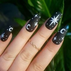 Matte Black Witchy Nails, Server Nails, Witchy Nails Square, Moon Phase Nails, Astrology Nail Art, Astrology Nails, Nails Moon, Gell Nails, Stars Nails