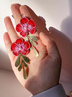 Flower of Luck – Sunnie Creative Accessorizing Outfits, Funky Earrings, Earring Designs, Funky Jewelry, Jewelry Lookbook, Flower Jewelry, Girly Jewelry, Jewelry Inspo, The Gold