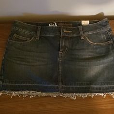 Nwt .Buckle Bullhead Denim Skirt Size 7 Grunge Skirt, Jean Skirts, 2000s Clothes, 2000s Outfits, Vintage Skirts, Really Cute Outfits, Cute Summer Outfits, Casual Denim, Dream Clothes