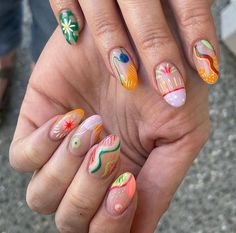 Colorful Nail Ideas, Peace Nails, Paris Nails, Nail Piercing, Green Acrylic Nails, Secret Nails, Cow Nails, Glamour Nails