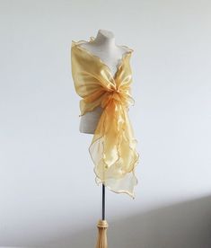 Evening shawl, Woman wrap, Golden yellow organza shawl. Shoulders cover up. Stole. Mother of the bri Organza Shawl, Tutu Skirt Women, Womens Tulle Skirt, Tea Length Tulle, Simple Dress Pattern, White Tulle Skirt, Box Project, Bridesmaid Shawl, Evening Wraps