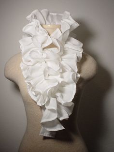 Elizabethan Ruff, Ruff Collar, Scarf Art, White Clothes, My Clothes, Ruffled Collar, Cotton Scarf