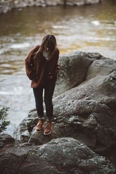 Red Wing Heritage Women Moc in Oro Legacy. Hazel & Rose. Photo by Athena… Nature Outfits, Live Sustainably, Rolled Up Jeans