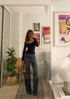 Casual Bar Outfits, Kendall Jenner Outfits Casual, Bar Outfit, Stylish Photo Pose, Jenner Outfits, Crop Top Outfits, Style Crush, Fashion Fits