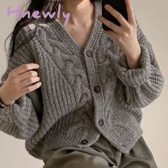 Twisted Knitted Cardigan Women Lazy Style Loose Single Breasted Sweater Coat Ladies Winter Simple Casual V Neck Cardigans Crop Top And Sweatpants, Trendy Summer Fits, Fall Cardigan, Simple Tank Tops, Long Sleeve Mesh Dress, Fashion Design Dress, Beige Cardigan, Cozy Chic, Mesh Long Sleeve