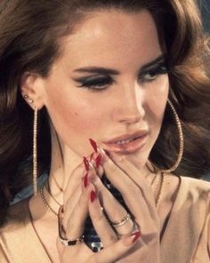 💕💕 Aesthetic Lana Del Rey, Dark Nails, Lana Del Ray, Beauty Makeup Tips, Feminine Aesthetic, Feminine Energy, Makeup Collection