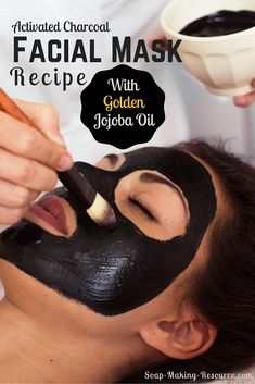 Activated Charcoal Facial Mask Recipe Charcoal Recipes, Diy Activated Charcoal, Diy Charcoal Mask, Charcoal Mask Benefits, Soap Store, Mud Masks, Natural Facial Mask, Skincare Recipes, Homemade Facial Mask