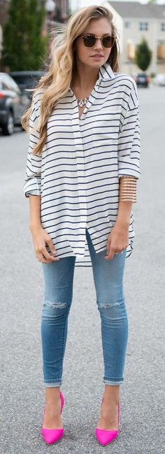 Stripes & pink #swoonboutique Elegante Casual, Pink Heels, Beauty And Fashion, Mode Inspiration, Outfits Casuales, Ripped Jeans, Spring Summer Fashion, Work Outfit