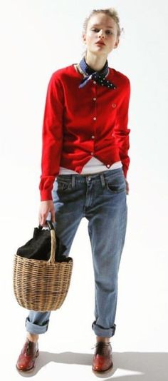 Dad Sneakers, Ageless Style, Older Fashion, Over 50 Womens Fashion, Outfit Women, Be Real, Fashion Mistakes, 가을 패션, Woman Fashion