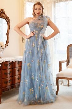 Fairytale Dress Plus Size, Plus Size Prom Dress, Ruffle Prom Dress, Bridesmaid Dresses Boho, Light Blue Prom Dress, Lovely Partner, Girls Dress Shop, Yellow Bridesmaid Dresses, Dress With Embroidery