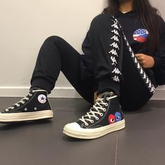 Cdg Converse Outfit, Chest Bag Streetwear, Street Tshirt, Stylish Inspiration, Highsnobiety Fashion, Aesthetic Outfits Men, Dr Shoes, Jeans Shirt