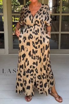 Lasaky - Stylish Long Dress with Leopard Print and V Neck Design for Casual Occasions Laura Dresses, Leopard Maxi Dress, Dress Sleeve Styles, Cotton Blends Dress, Half Sleeve Dresses, Wedding Guest Dresses, Leopard Dress, Leopard Print Dress, Types Of Dresses