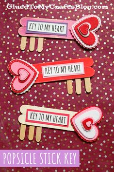 popsicle stick valentine's day card made with the crict and paper