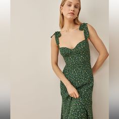 Amazing Condition - Only Worn Twice Green Bodycon Dress, Long Slip Dress, A Line Maxi Dress, Maxi Sundress, Floral Bodycon, Bodycon Floral Dress, Reformation Dress, Camisole Dress, Green Floral Print