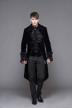 Gothic Formal Outerwear For Fall, Formal Gothic Outerwear For Fall, Elegant Formal Halloween Outerwear, Elegant Formal Outerwear For Halloween, Elegant Long Sleeve Outerwear For Halloween, Victorian Black Winter Outerwear, Victorian Black Outerwear For Costume Party, Steampunk Long Sleeve Formal Outerwear, Gothic Black Outerwear For Formal Occasions