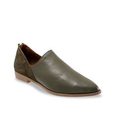 Bueno-Beau Slip-On Create a look that takes you from day to night with the Beau slip-on from Bueno. This leather pair flaunts a dual-textured upper, completed with a sleek pointed toe and metallic back zipper for easy access. Day To Night, To Night, Mule Flat, Loafers Men, Easy Access, Dark Green, Dress Shoes Men, Oxford Shoes, Dress Shoes