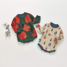 This fun print baby knitted romper is the sweetest gender-neutral piece for your little one! It features apple cartoons overprints or houses and trees and three closure buttons for easy change. It is made from cotton material for a soft and gentle touch against their delicate skin. This soft and comfy romper is perfect for fall and winter. The ideal styling piece for your kids this season. Material: COTTON Playful Long Sleeve Bubble Romper, Winter Cotton Bubble Romper For Playtime, Cotton Bubble Romper For Winter Playtime, Winter Long Sleeve Bubble Romper For Playtime, Comfy Romper, House Tree, Baby Boutique Clothing, Clothes Boutique, Knit Bodysuit