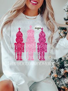 Christmas Shirt Ideas Cricut, Christmas Shirt Diy, Christmas Shirt Designs Vinyl, Christmas Screen Print Shirts, Christmas Vinyl Shirts, Christmas Shirts Svg, Cute Christmas Shirts Vinyl, Nutcracker Svg