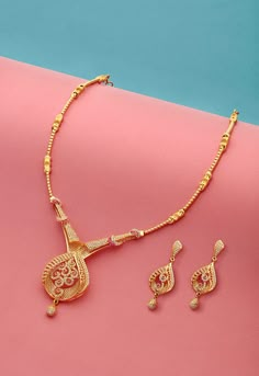 Product Photography - Paper Craft on Behance Neckale Set Simple, Jewel One Jewellery Collection, Casual Gold Jewelry, Necksets Gold Designs, Neckless Photography Ideas, Gold Jewels Design Set, Joyalukkas Jewellery Necklaces, Chain Set Design In Gold, Gold Jewels Design Indian