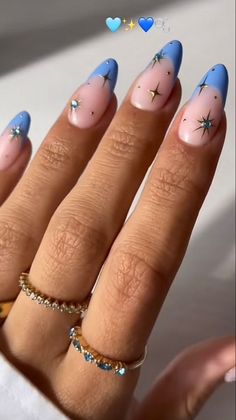 Nail Designs Intricate, Mamma Mia Nails Aesthetic, Eras Tour Nails Midnight, Mama Mia Nails Design, Blue And Pearl Nails, Mama Mia Inspired Nails, Midsommar Nails, Malta Nails, Mamma Mia Nails Ideas