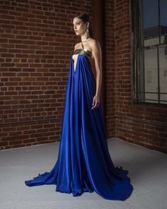 Harper 4 Art Outfits, Michael Costello, Fantasy Dresses, Fantasy Gowns, Vestidos Vintage, Fantasy Dress, Fantasy Clothing, Fantasy Fashion, Beautiful Gowns