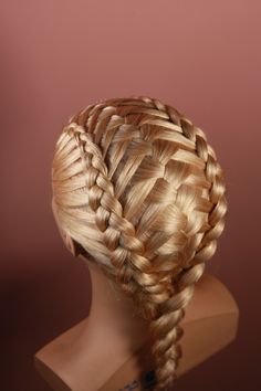 Gorgeous braiding technique. And not so complicated as it looks like. Dread Braid Styles, Waterfall French Braid, Hair Designs For Girls, French Braids Tutorial, Fancy Braids, Lace Braids, Medieval Hairstyles, Competition Hair, Rave Hair