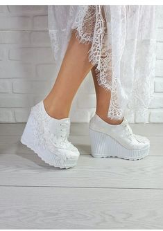 Beautiful ladies, This magnificent and stylish shoe is made for you. Wouldn't you like to be both stylish and comfortable? Heel height: 11 cm. Wedding Wedge Sneakers For Bride, Bridal Wedding Shoes With White Laces, White Lace Wedding Shoes For Bride, White Lace Wedding Shoes, White Wedge Heels For Wedding, White Wedge Heel Heels For Wedding, White Lace-up Heels For Ceremony, Bride Shoes Wedding Heels & Wedges, White Wedge Heel Wedding Shoes