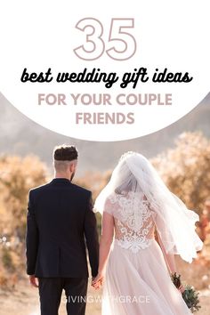 35 best wedding gift ideas for your couple friends Gift Ideas For Couples, Friends Giving, Engagement Gifts Newly Engaged, Couple Friends, Wedding Gifts For Friends, Wedding Gift Ideas, Newly Married Couple