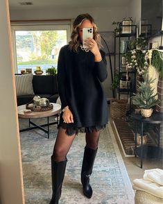 Casual Christmas Party Outfit For Women, Holiday Party Outfits Women, Fall Going Out Outfits, Sloane Tailored Pant, Casual Christmas Party Outfit, Party Outfits For Women, Fall Attire, Fall 24, Holiday Party Outfit