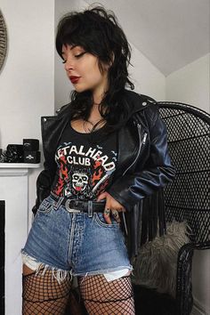 Punk Gig Outfit, Flaming Lips Concert Outfit, Mayday Parade Concert Outfit, 80s Hair Band Concert Outfit, Pantera Concert Outfit, Joan Jett Concert Outfit, Yelawolf Concert Outfit, Pearl Jam Concert Outfit Ideas, Punk Rock Concert Outfit Ideas