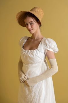 High Crown Straw Bonnet | Regency - Samson Historical Regency Bonnet, Straw Bonnet, 1800's Dress, Regency Fashion, Hat Pin, Long Style, Historical Clothing, Jane Austen, Western Fashion