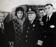 Forrest City, Elvis Presley Priscilla, Elvis Collectors, Elvis Presley Photos, Priscilla Presley, Police Chief, Graceland, Live Concert, Nixon