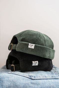 Topi Vintage, Docker Hat, Streetwear Hats, Brimless Hat, Stylish Caps, Cool Outfits For Men, Drafting Patterns