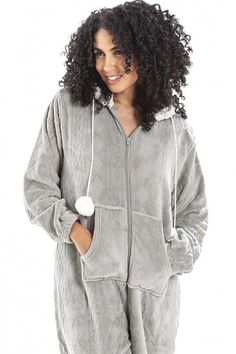 These womens onesies are the height of luxury and comfort for bedtime and lounge wear. They are made from 100% polyester fleece which has a super soft feel both inside and out. Available in sizes 10/12, 14/16 and 18/20. Womens Onesie, Work Wear Outfits, Oasis Fashion, Floral Outfit, Tshirt Skirt, Denim Outfit, Fashion Face, Dress With Boots, Nightwear