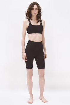 Technical Activewear For Yoga, Comfortable Compressive Activewear For Training, Compressive Black Activewear For Summer, Black Compressive Activewear For Summer, Black Seamless Nylon Activewear, Black Nylon Seamless Activewear, Comfortable Compression Activewear With Light Support, Black Compressive Technical Activewear, Functional Black Sports Bra For Pilates