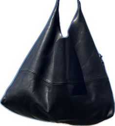 Casual Travel Hobo Bag With Leather Backing, Casual Hobo Bag With Leather Backing For Travel, Casual Hobo Bag With Leather Backing For Daily Use, Black Hobo Bag With Magnetic Closure, Versatile Everyday Hobo Bag With Magnetic Closure, Black Hobo Bag With Magnetic Closure Tote Shape, Versatile Hobo Shoulder Bag With Magnetic Closure, Versatile Hobo Bag With Magnetic Closure For Travel, Casual Soft Leather Hobo Bag