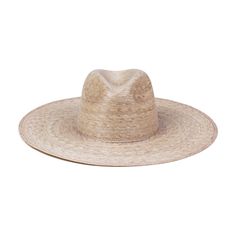 The Palma Wide Fedora hat in natural. Natural 100% Palm Leaf Handmade by Lack of Color artisans in Mexico, 100% baked palm leaf hats are perfect for the Summer soiree of your choice. Featuring a fedora crown and tightly woven pressed palm, this hat is made for Summer. Please note, hat features including straw color and brim width may vary slightly from piece to piece. These hats are individually handcrafted by artisans, each with its own unique character. We want your new hat to be as unique as Clothes Y2k Aesthetic, Boat Attire, Capsule Wardrobe Accessories, Summer Drip, What Is My Style, Bohemian Mama, Women Fedora, Edgy Outfit, Palm Leaf Design