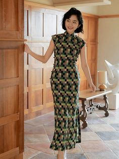 Liuli 琉璃 Retro Late 1930s Cap Sleeve Summer Qipao 1930 Summer Dress, Late 30s, Modern Cheongsam, 1930s Style, Modern Hanfu, Green Retro, Retro Geometric, 1930s Fashion, Retro Summer