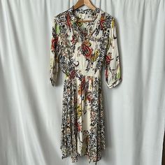 Beautiful Boho Fig And Flower Cream Floral 3/4 Sleeve Uneven Hem Dress. Size M. Elastic Waistband Completely Lined Measurements: Armpit To Armpit: 16.5” Shoulder Length: 16” Waist: 13” (Lying Flat) Sleeve Length: 18” Entire Length: 40” **Comes From A Clean, Smoke Free Home** Flower White, Hem Dress, Flower Dresses, Shoulder Length, Fig, Blue And White, Sleeve Length, Elastic, Womens Dresses