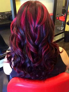 Red And Purple Highlights, Highlight Ideas For Black Hair, Black Hair With Red, Hair With Red Highlights, Black Hair With Red Highlights, Pelo Color Vino, Purple Hair Color Ideas, Purple Hair Color, Ideas For Black Hair