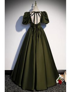 Prom Dress Dark Green, Prom Dress Dark, Satin Long Prom Dress, Retro Silhouette, Prom Season, Bow Sash, Floor Length Prom Dresses, Long Evening Gowns, Formal Party Dress