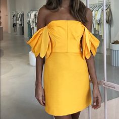 High Quality Fabric. Great For Arrivals, Interviews Or A Wedding. Elegant Yellow Banquet Dress, Fitted Yellow Dress For Wedding, Yellow A-line Mini Dress For Party, Yellow Mini Dress For Wedding, Yellow Mini Dress For Spring Wedding, Spring Wedding Yellow Mini Dress, Elegant Yellow Dress For Garden Party, Elegant Yellow Summer Dress, Yellow A-line Mini Dress For Brunch