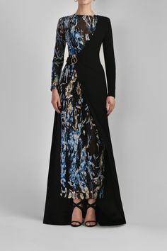 This elegant fitted dress by Saiid Kobeisy showcases a sheer tulle overlay with intricate beading in jet black, indigo, and gold. Long sleeves complete this stunning evening look, perfect for sophisticated occasions.

- Composition: Tulle and beading details  
- Ideal for evening events or formal gatherings Elegant Contrast Sequin Gala Dress, Elegant Floor-length Contrast Sequin Dress, Cocktail Gown With Contrast Sequin, Embellished Maxi Dress For Gala Banquet, Elegant Cocktail Dresses With Contrast Sequin, Elegant Contrast Sequin Cocktail Dresses, Fitted Contrast Sequin Cocktail Gown, Elegant Cocktail Gown With Contrast Sequin, Formal Evening Dress With Contrast Sequin