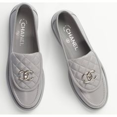 Chanel 21b Grey Quilted Flap Turnlock Cc Logo Silver Mule Slip On Flat Loafer 36 ********** Chanel ********** Brand: Chanel Size: 36 (Know Your Chanel Size) Name: Loafers Color: Gray Style: Slip On Season: 21b Style#: G36646 X01000 Nd354 Material: Lambskin Cc Silver Metal Turnlock Logo Grey Lambskin Leather Material Quilted Flap Front Tongue Slip On Loafers Style Brand New In Box, Comes With Original Box And Dust Bag 100% Authentic Or Your Money Back Great Gift I Ship Worldwide Any Other Questio Chanel Loafers, Chanel Flats, Chanel Brand, Pink Chanel, Slip On Loafers, Loafers Style, Tory Burch Flats, Chanel Black, Cc Logo