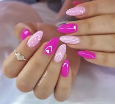 Oval Acrylic Nails, Quartz Nails, Aqua Nails, Pink Gel Nails, Spring Acrylic Nails, Fancy Nails Designs, Classic Nails, Makijaż Smokey Eye, Cute Gel Nails