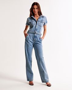 Step back into the '90s with this effortlessly chic Women's Relaxed Denim Jumpsuit from Abercrombie & Fitch, tailored to bring a vintage vibe to your modern wardrobe. 

- Size: XXS PETITE
- Color: Medium Wash
- Material: Cotton, TENCEL™ Lyocell
- Gender: Female
- Features: Straight-leg fit, classic collar, chest pockets with button-flap closure, functional O-ring belt, side pockets

Crafted from a blend of cotton and eco-friendly TENCEL™ Lyocell fibers, this jumpsuit not only offers comfort but Womens Denim Jumpsuit, Cute Jumpsuits, Female Features, Abercrombie (women), Ring Belt, Adored Vintage, Short Sleeve Jumpsuits, Jumpsuit With Sleeves, Denim Jumpsuit