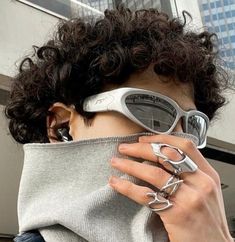 Punk Mode, Steps Skincare, Skincare Order, نظارات شمسية, Stylish Glasses, Cool Outfits For Men, Estilo Punk, Fashion Glasses, Foto Ideas Instagram