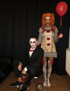 Halloween costume pennywise, scary clown costume, pennywise, scary jigsaw, couple costumes halloween, saw Costume Ideas For Couples Scary, Scary Halloween Costume Ideas For Couple, Couples Clown Halloween Costumes, Scary Costume Ideas For Couples, Carrie Halloween Costume Couple, Saw Costume Couple, Halloween Couples Costumes Scary, Creepy Halloween Couple Costumes, Couples Halloween Outfits Scary