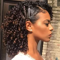 Natural Hair Pictures, Curly Perm, Perm Rod Set, Long To Short Hair, Natural Hairstyles For Kids, Girls Natural Hairstyles, Natural Hair Styles Easy, Natural Hair Updo, Curly Girl Hairstyles